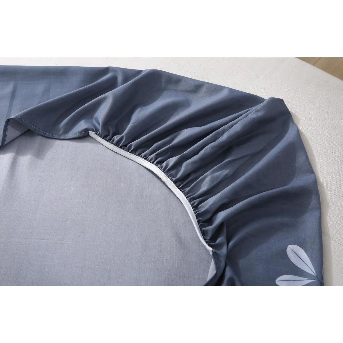 Premium Bedding Set (Fitted Sheet + Duvet Cover + Pillowcases) - Image 12